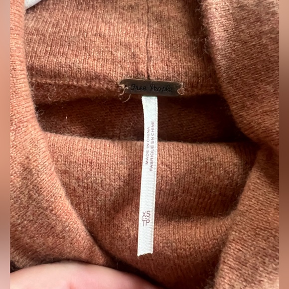 Free people burnt orange cashmere mock beach sweater - Picture 6 of 8